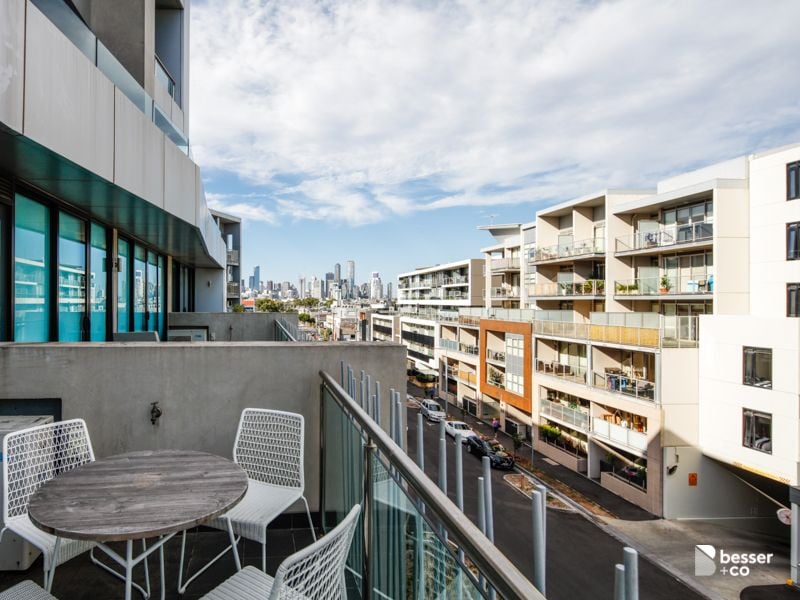 301/77 Nott Street, Port Melbourne - Thumbnail 3