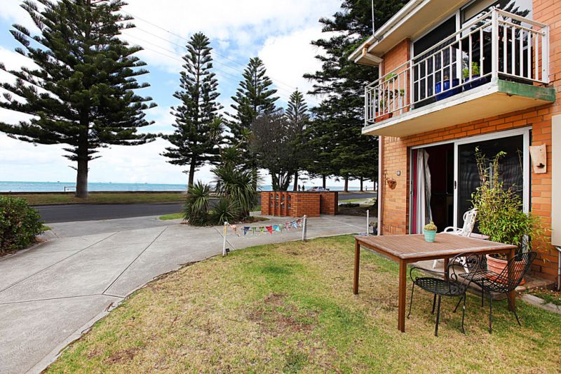 1/261 Esplanade, Altona - Thumbnail 3
