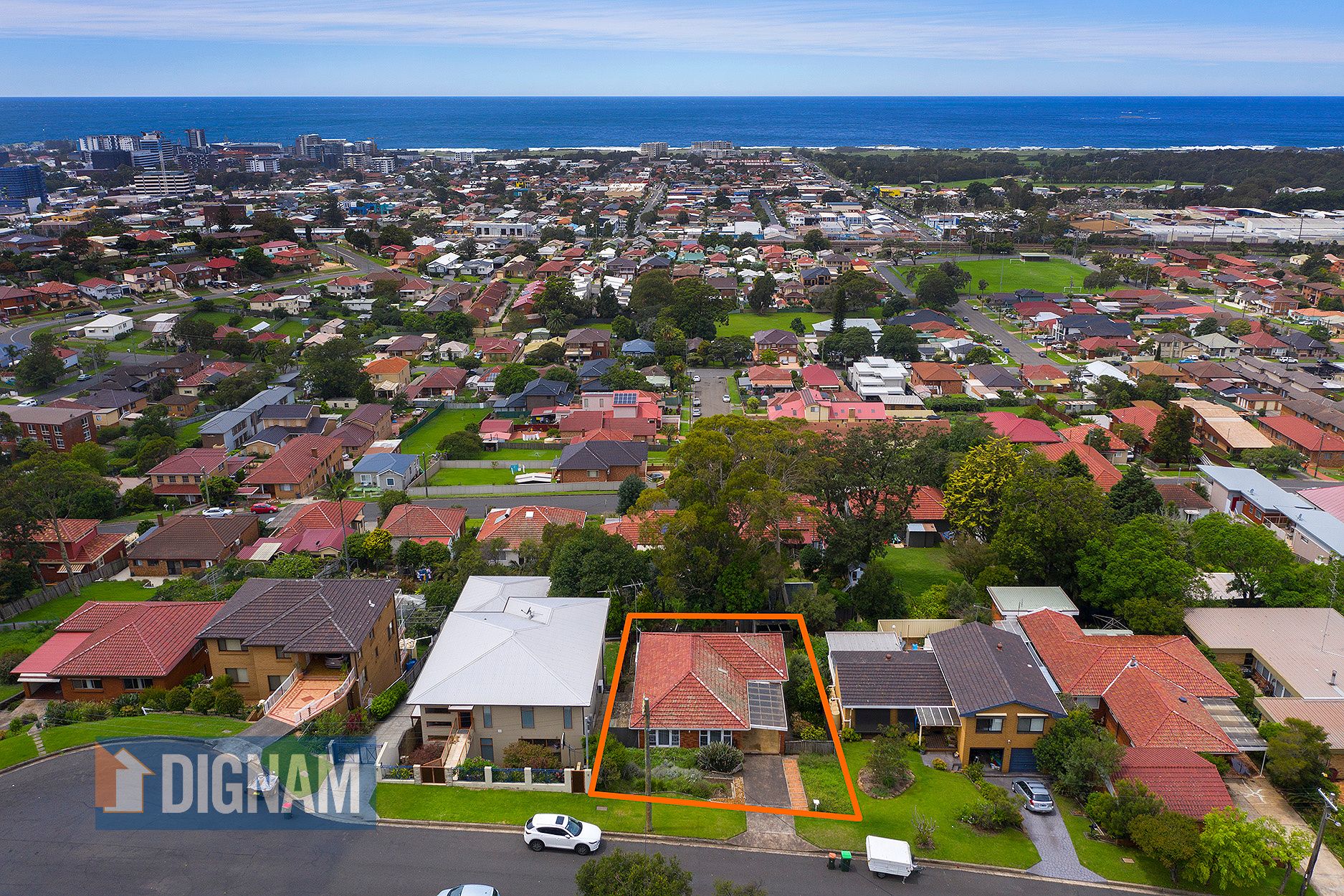 7 Gregory Street, Coniston NSW 2500