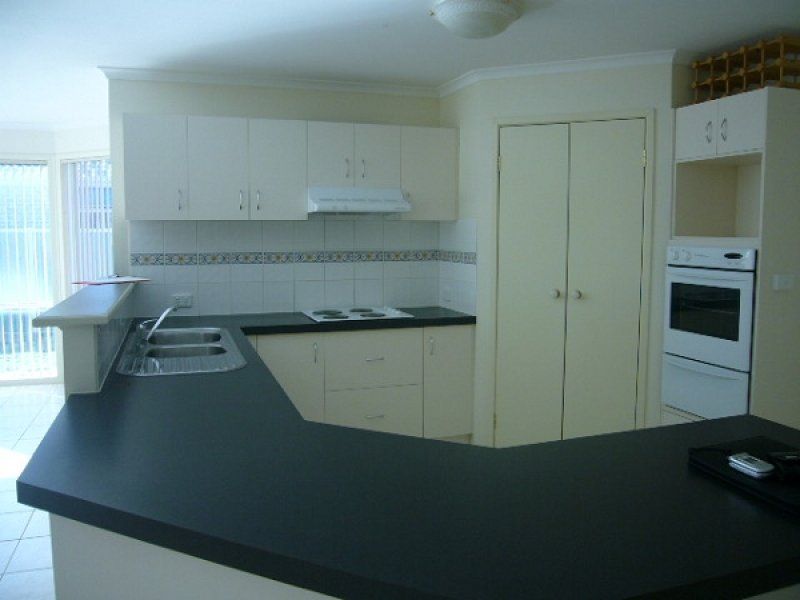 3 Nice Place, POINT COOK, Point Cook - Thumbnail 4