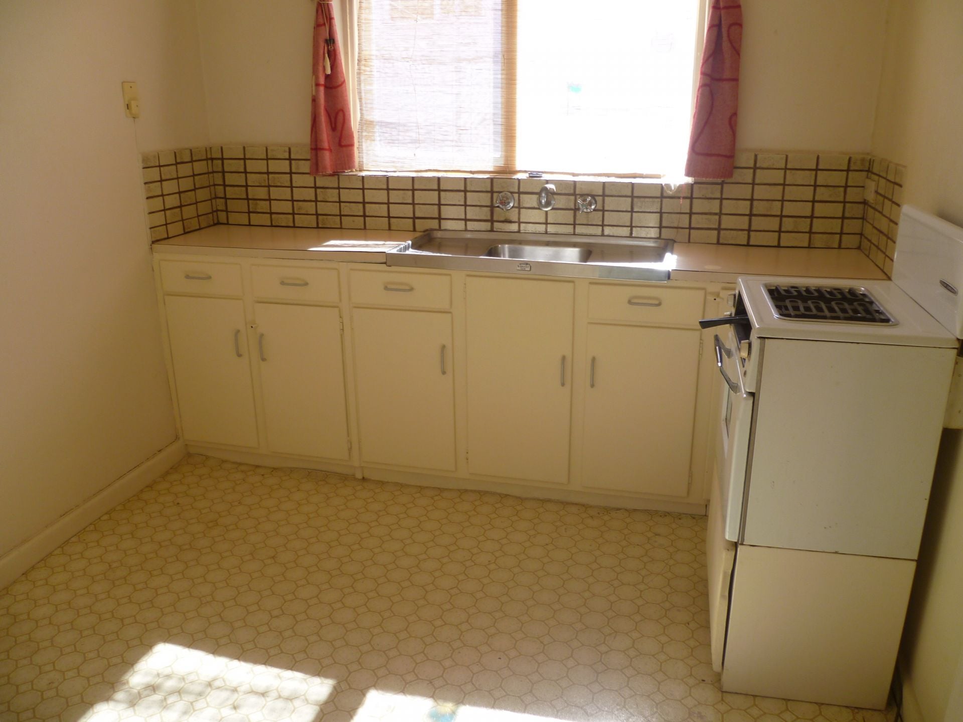 Convenient & Affordable Studio Apartment
