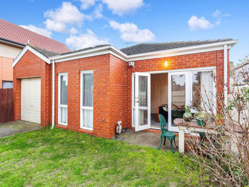 1/169 Blyth Street, Altona - Thumbnail 2
