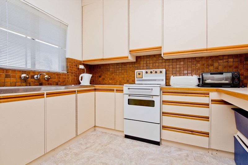4/4 Gloucester Street Glenelg South 5045