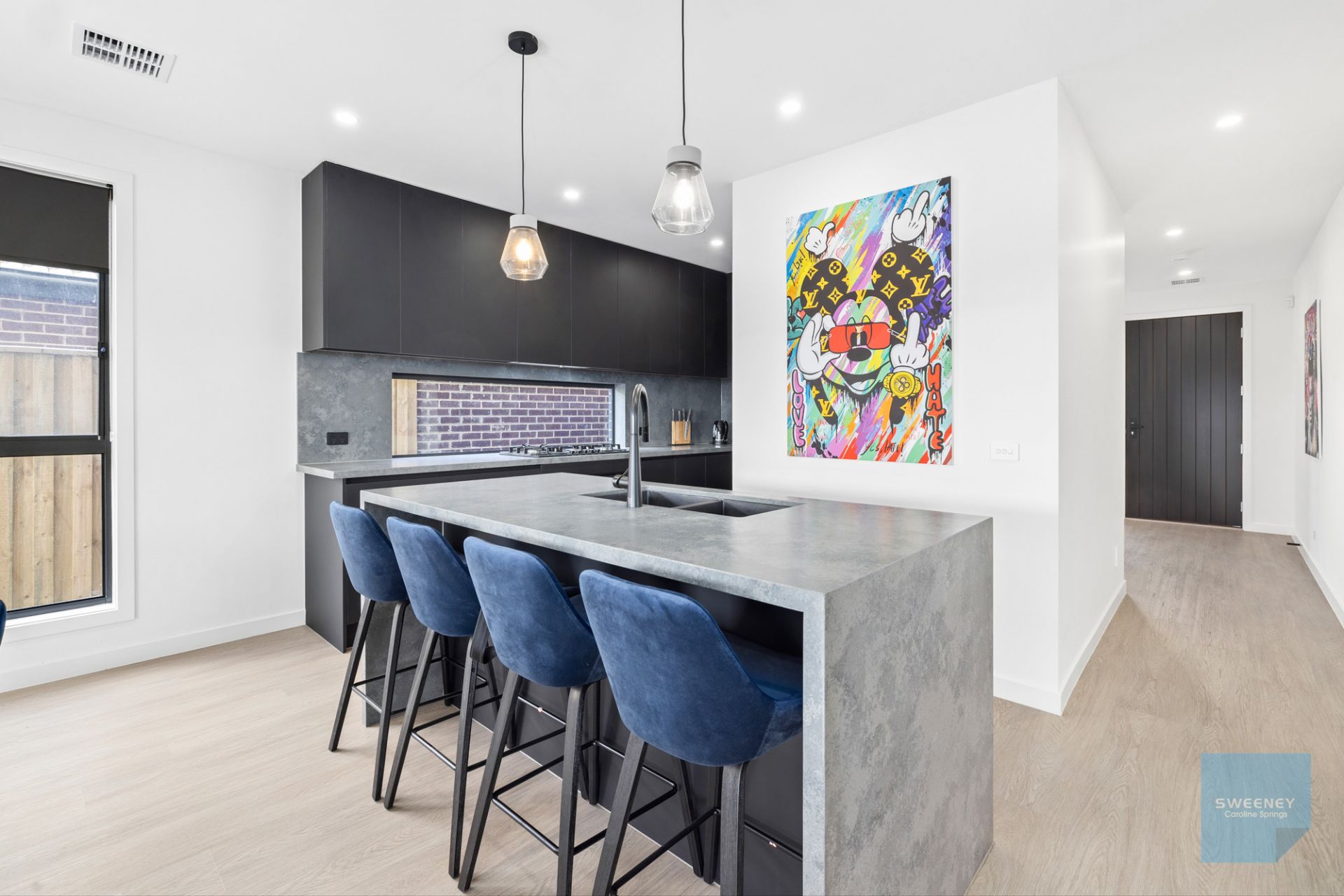 17 Cetona Street, Fraser Rise - Thumbnail 4