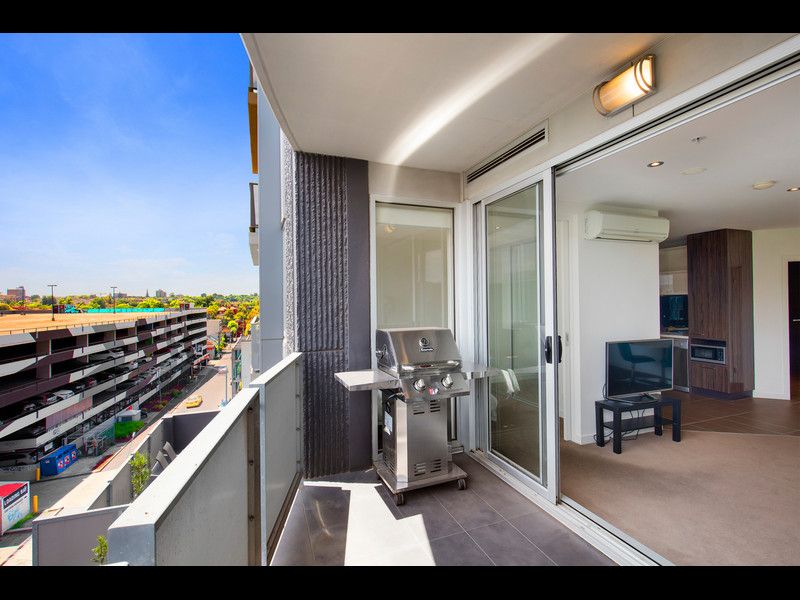 403/20 Garden Street, South Yarra - Thumbnail 5