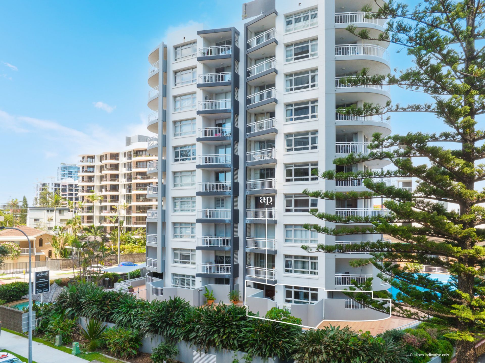 1B/11 Wharf Road, Surfers Paradise - Thumbnail 3