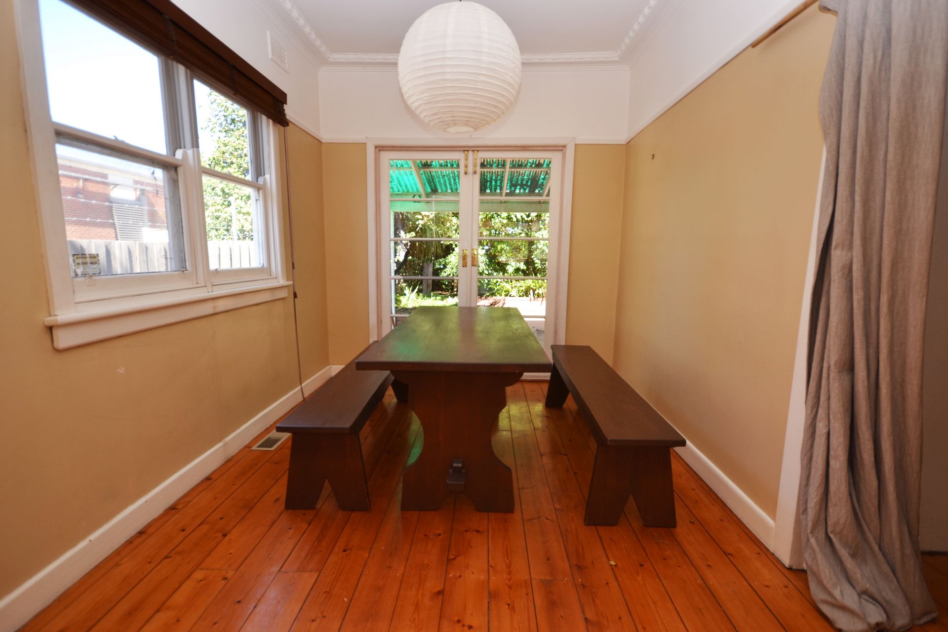 CHARMING TWO BEDROOM!