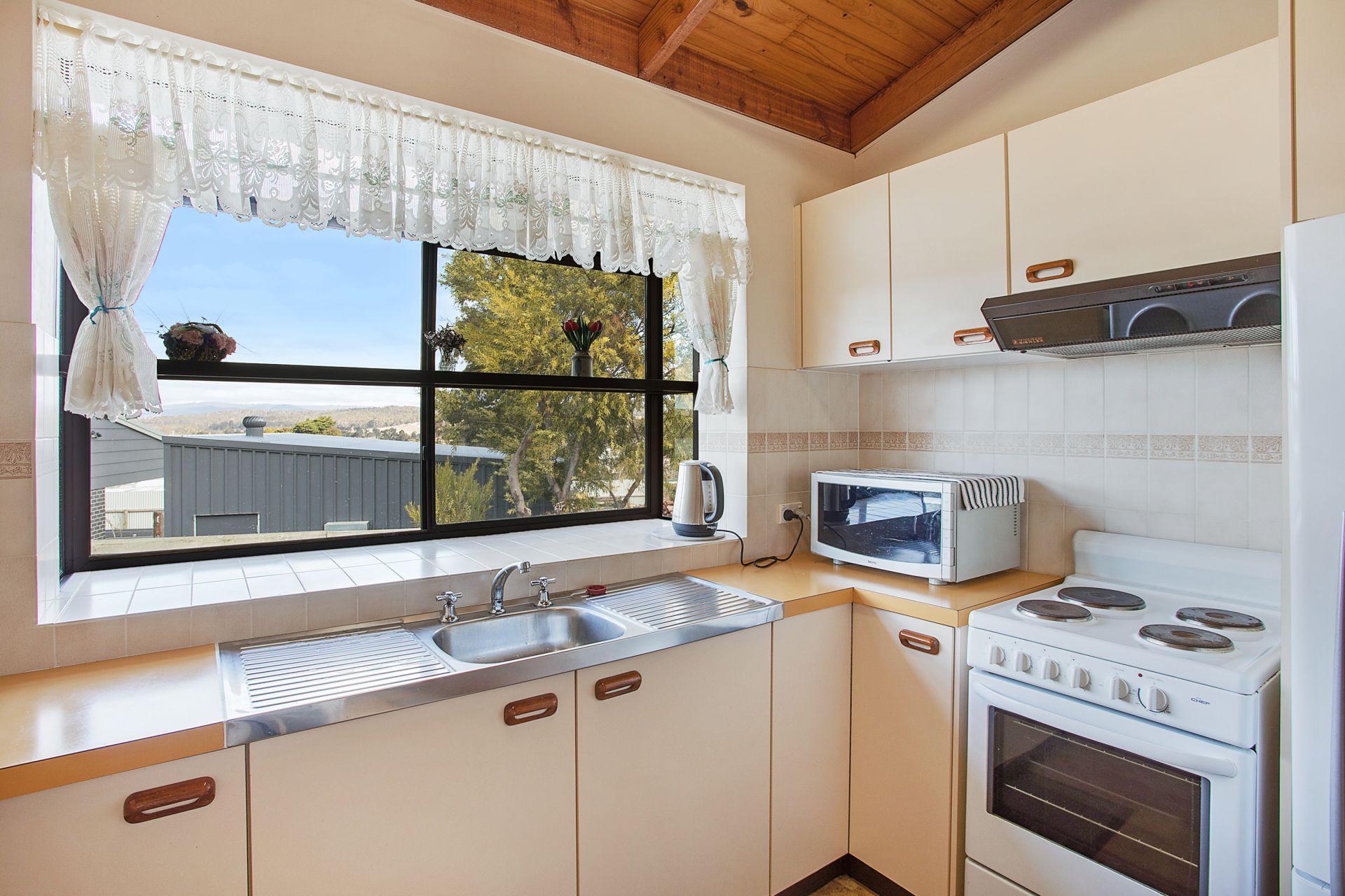 7/10 Quondola St, Pambula