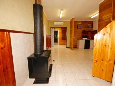 4
 
 
 
  
 
 
 2
 
 
 
  
 
 
 1
 
 
 
 
 
 
 
 137 Main Street, SHEFFIELD TAS 7306, Sheffield - Thumbnail 5