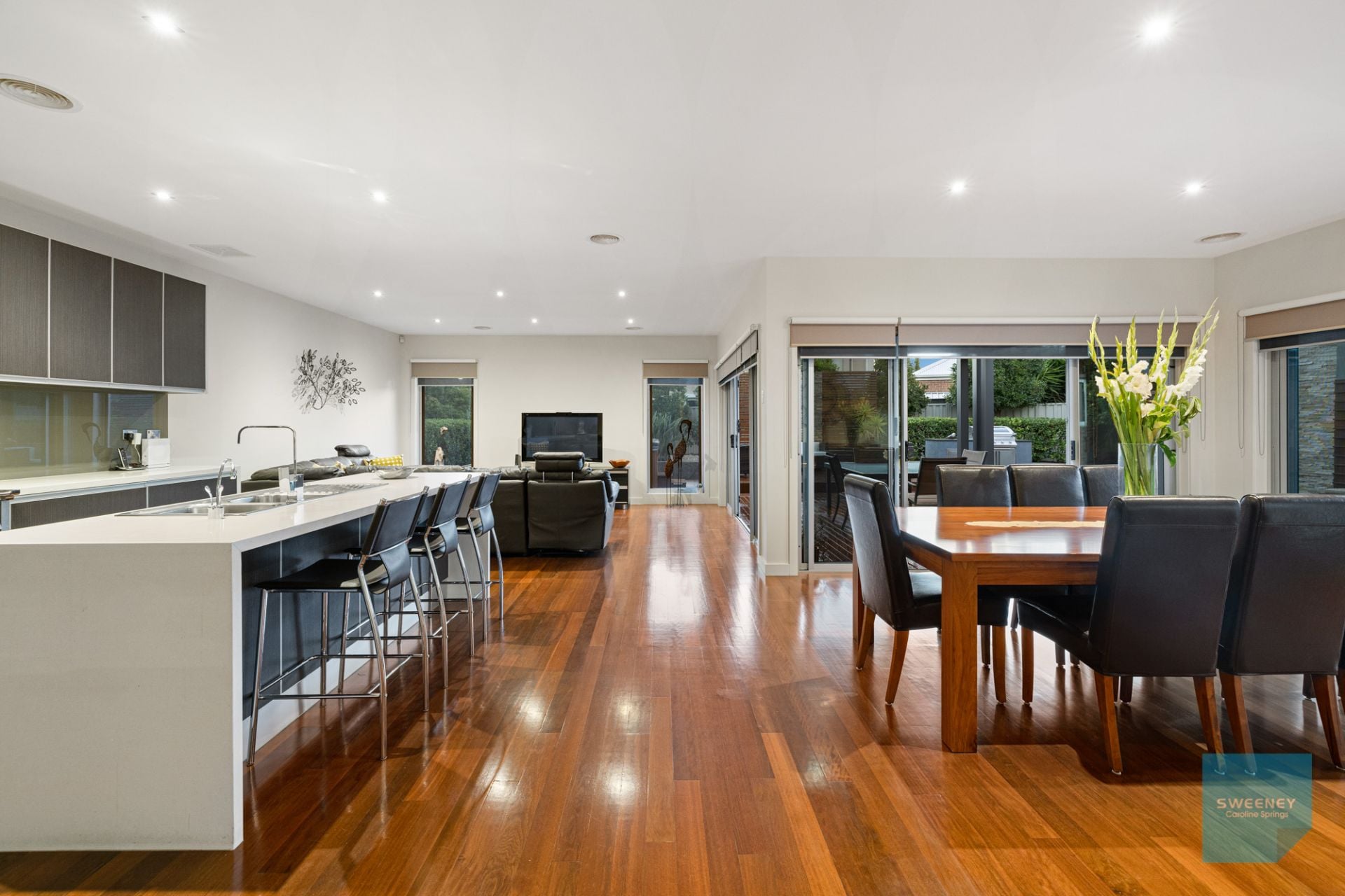 2 Rosslyn Cove, Caroline Springs - Thumbnail 5