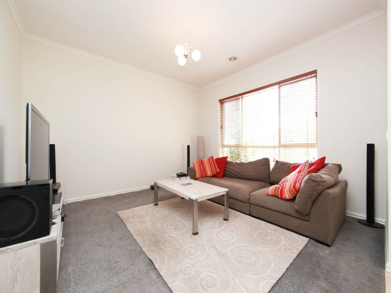 3 Decore Drive SOUTH MORANG, South Morang - Thumbnail 5