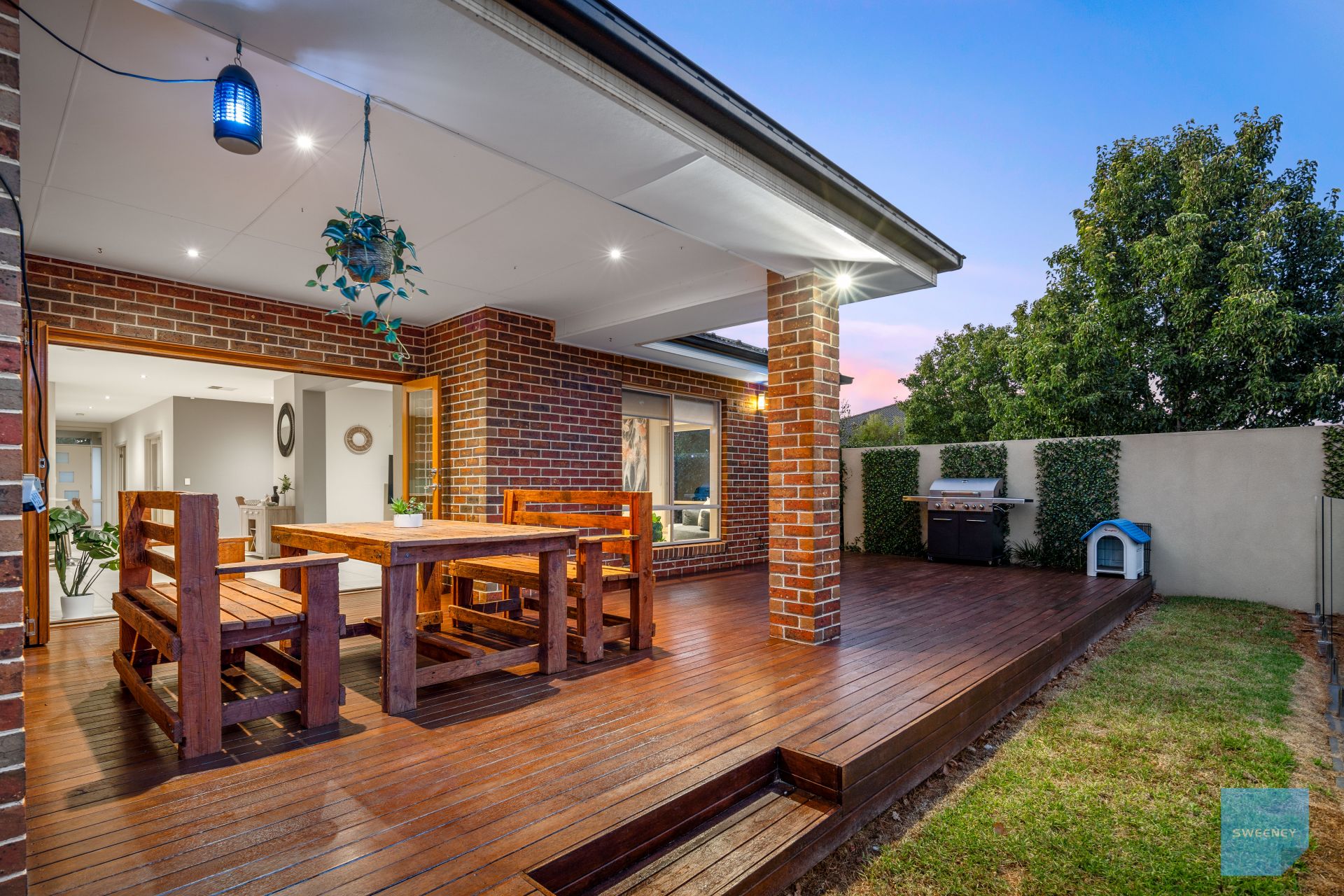 22 Swanston Court, Taylors Hill - Thumbnail 7