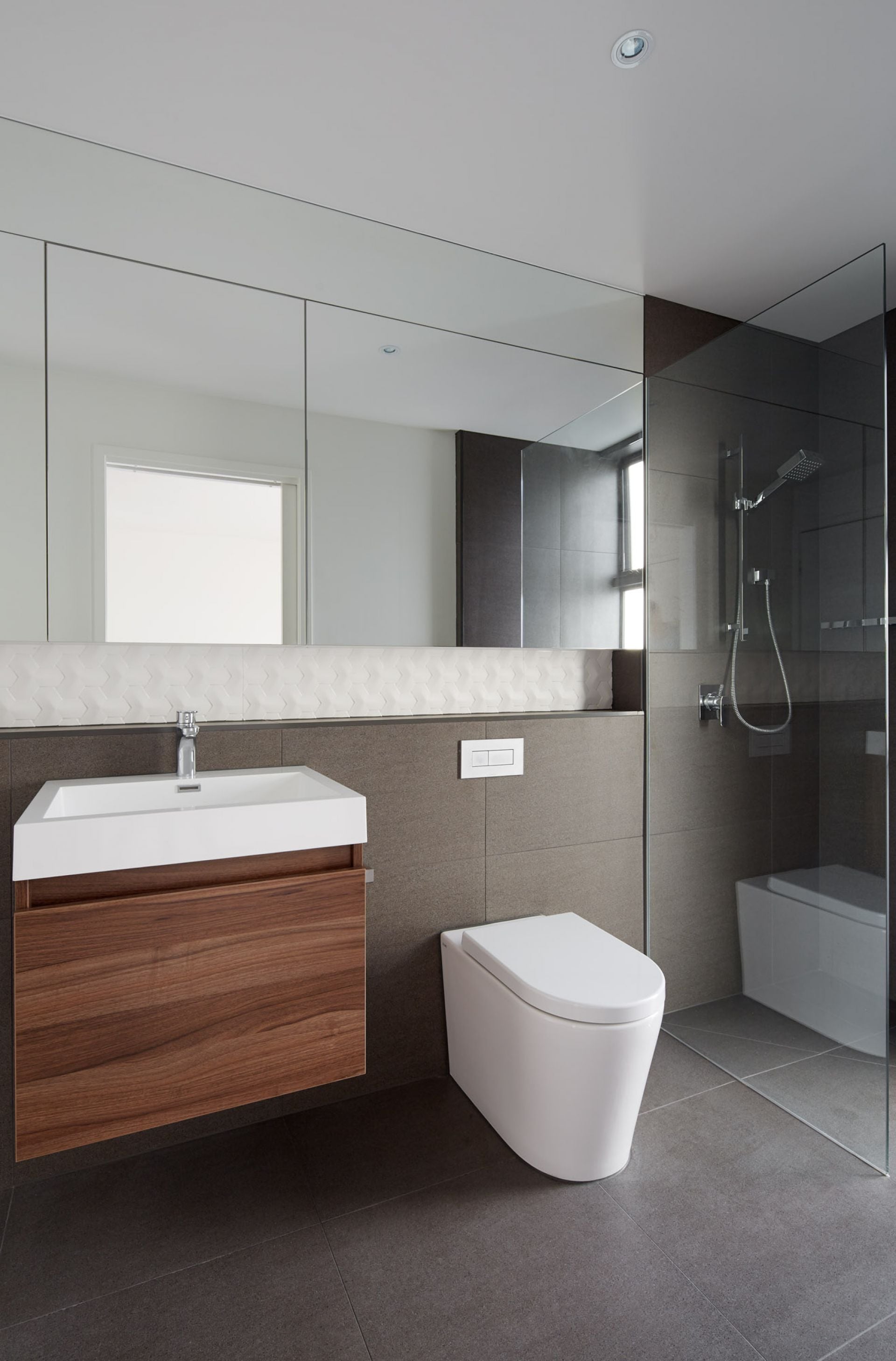 IT COMES IN THREES - 3 BEDROOMS, 3 BATHROOMS OVER 3 LEVELS