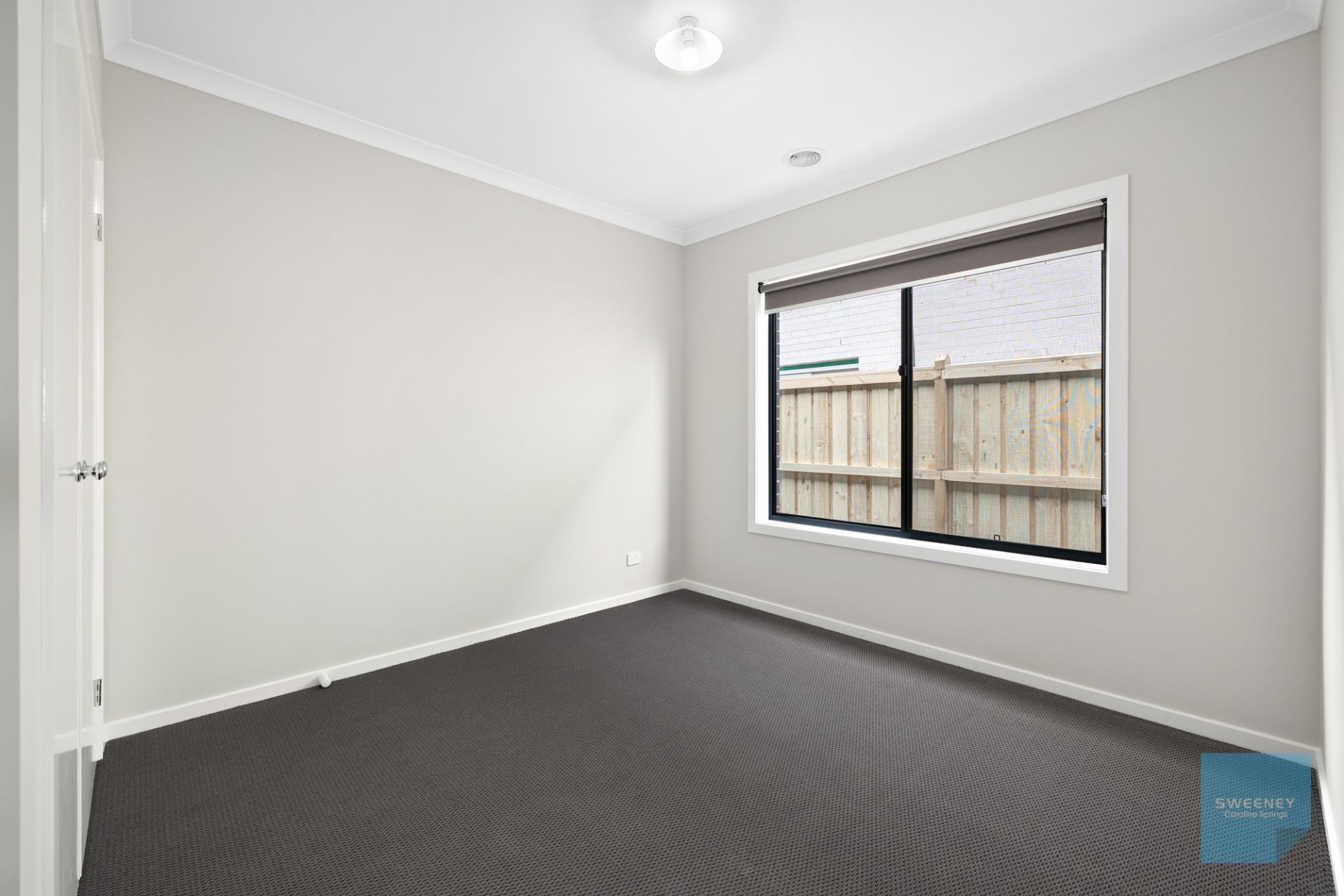 8 Milsom Avenue, Fraser Rise - Thumbnail 8