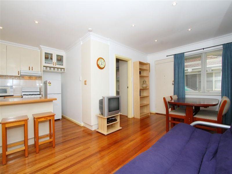 COSY.CONVENIENT.THORNBURY.