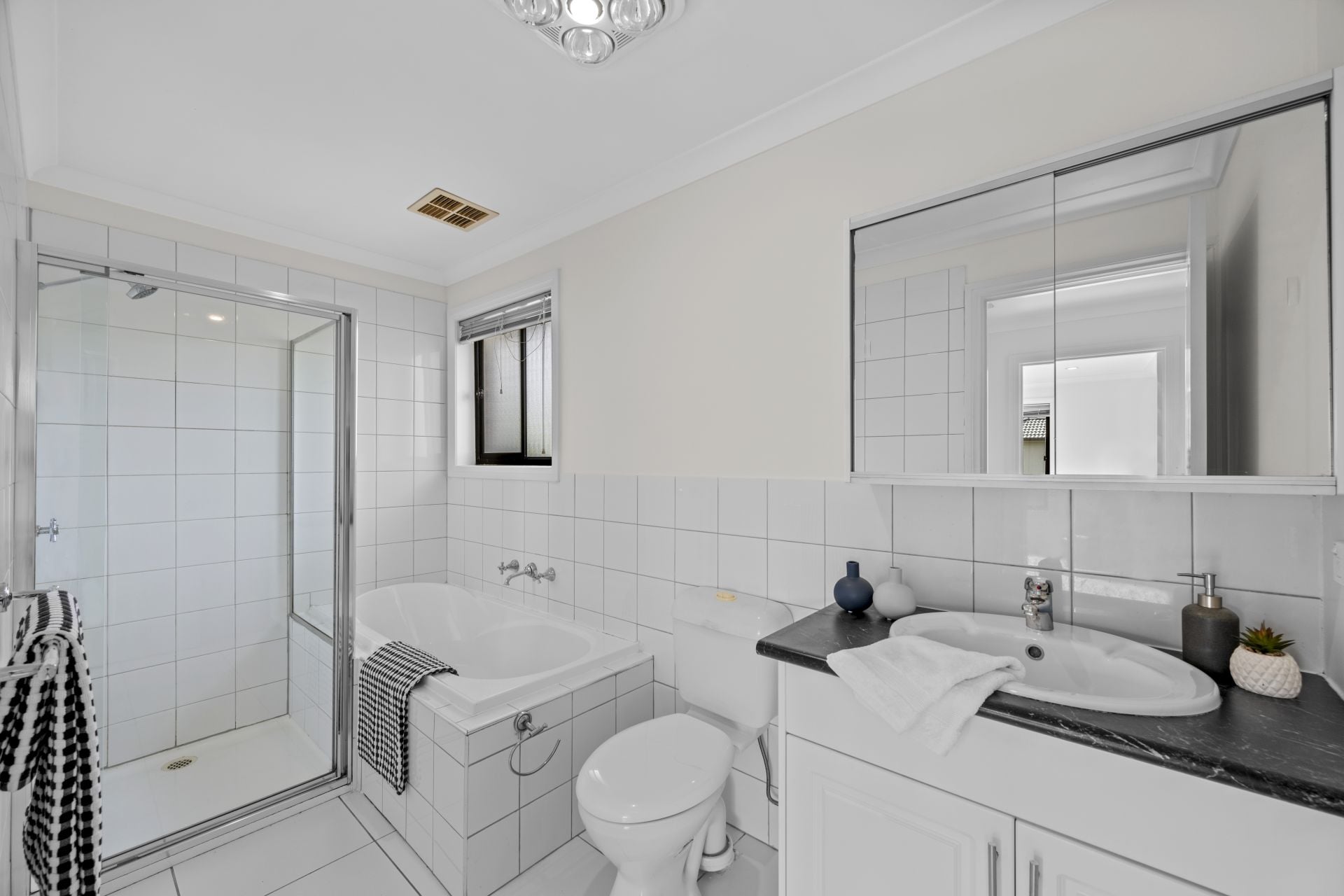 A Stylish Abode In A Central Location