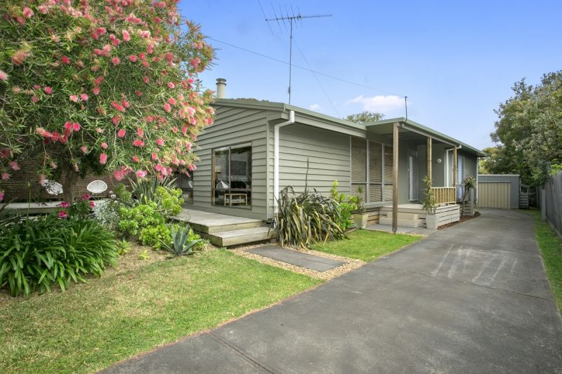 18 Thomson Drive Barwon Heads VIC, Barwon Heads - Thumbnail 2