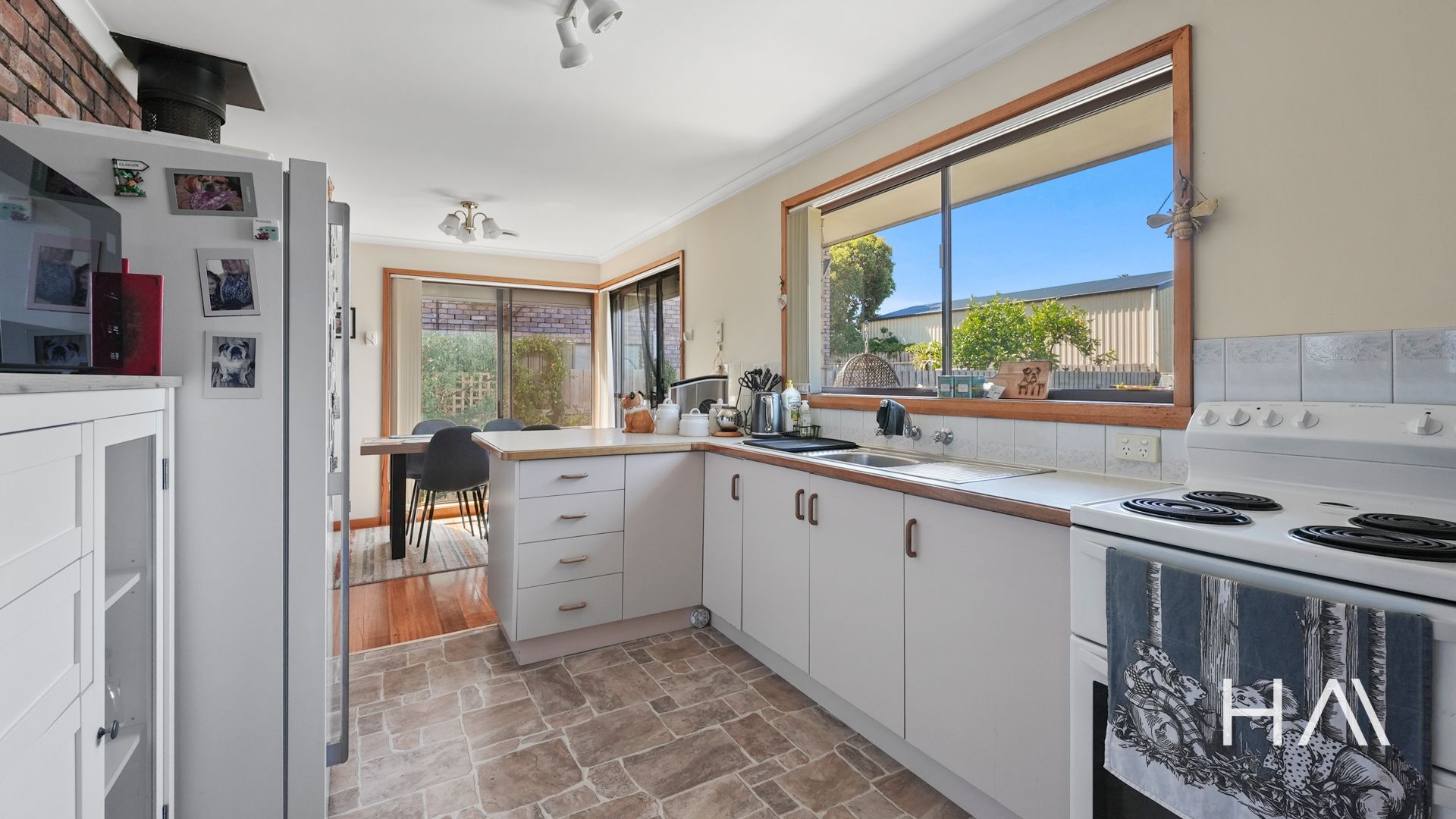 12 Springvale Place Summerhill, Summerhill - Thumbnail 5