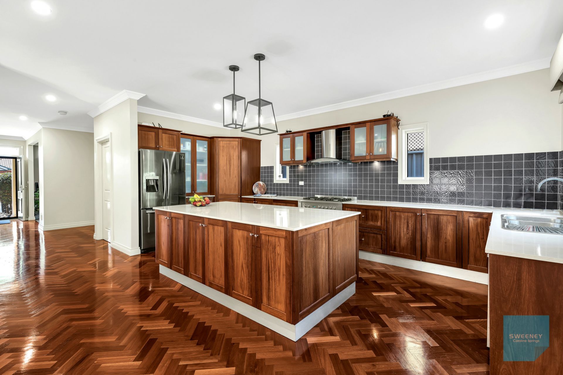 12 Lake Eyre Place, Caroline Springs - Thumbnail 4