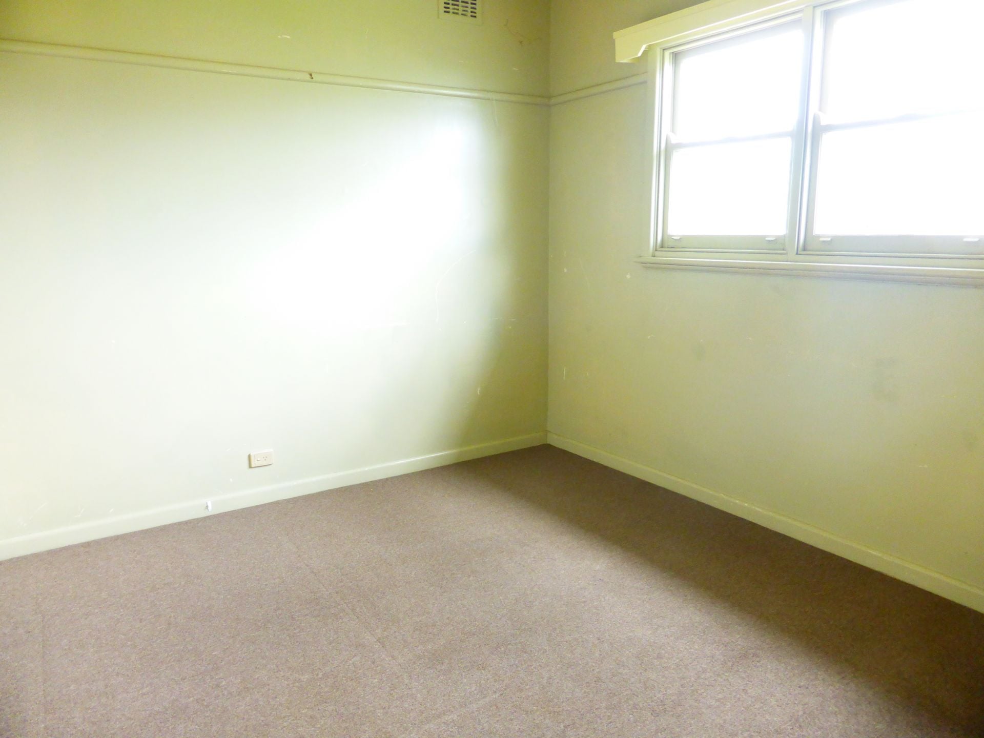 3 or 4 bedrooms  You decide!