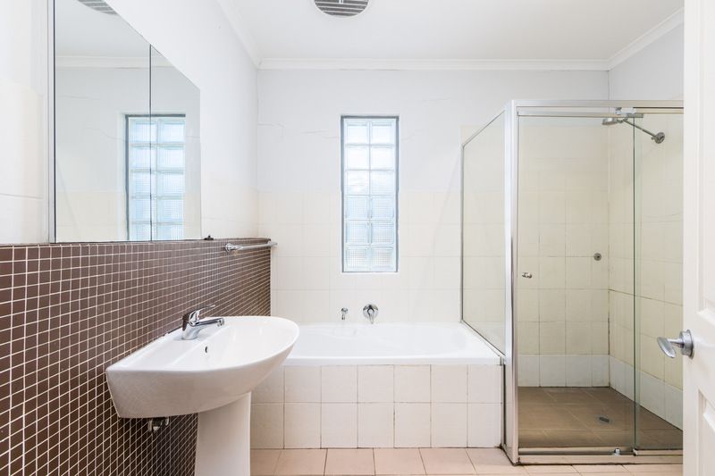 Leafy Leichhardt Townhouse