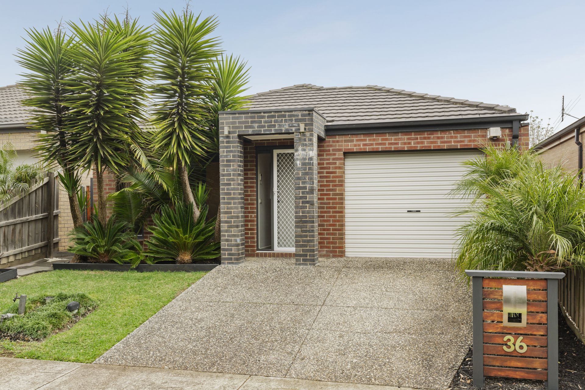 Stylish Living In A Sought-After Pocket