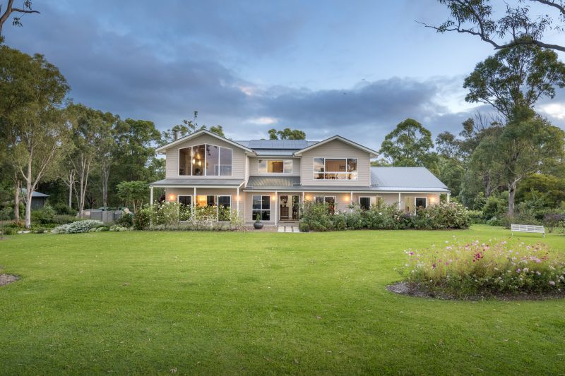 Real Estate For Sale 16 Dean Drive Ocean View , QLD