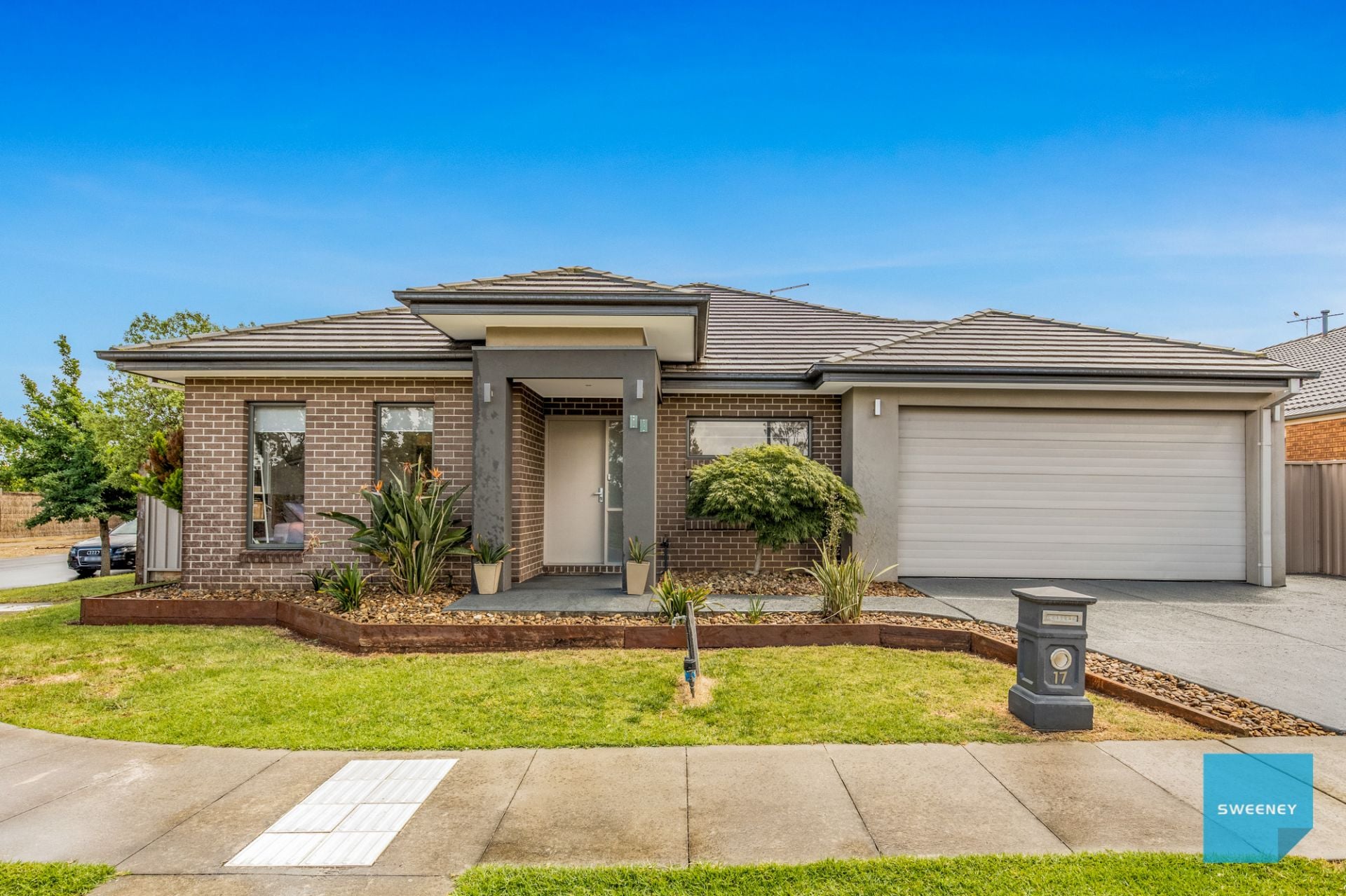 17 Cullen Terrace, Caroline Springs - Thumbnail 2