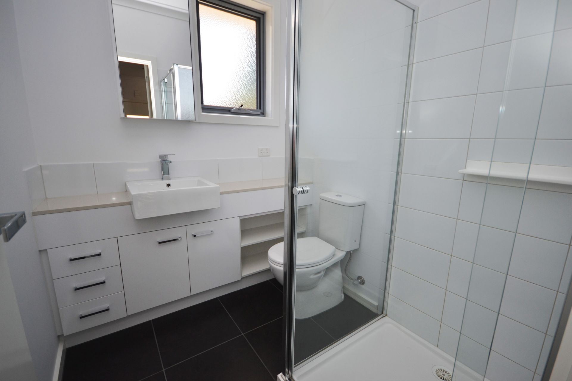 ELEGANCE IN RESERVOIR