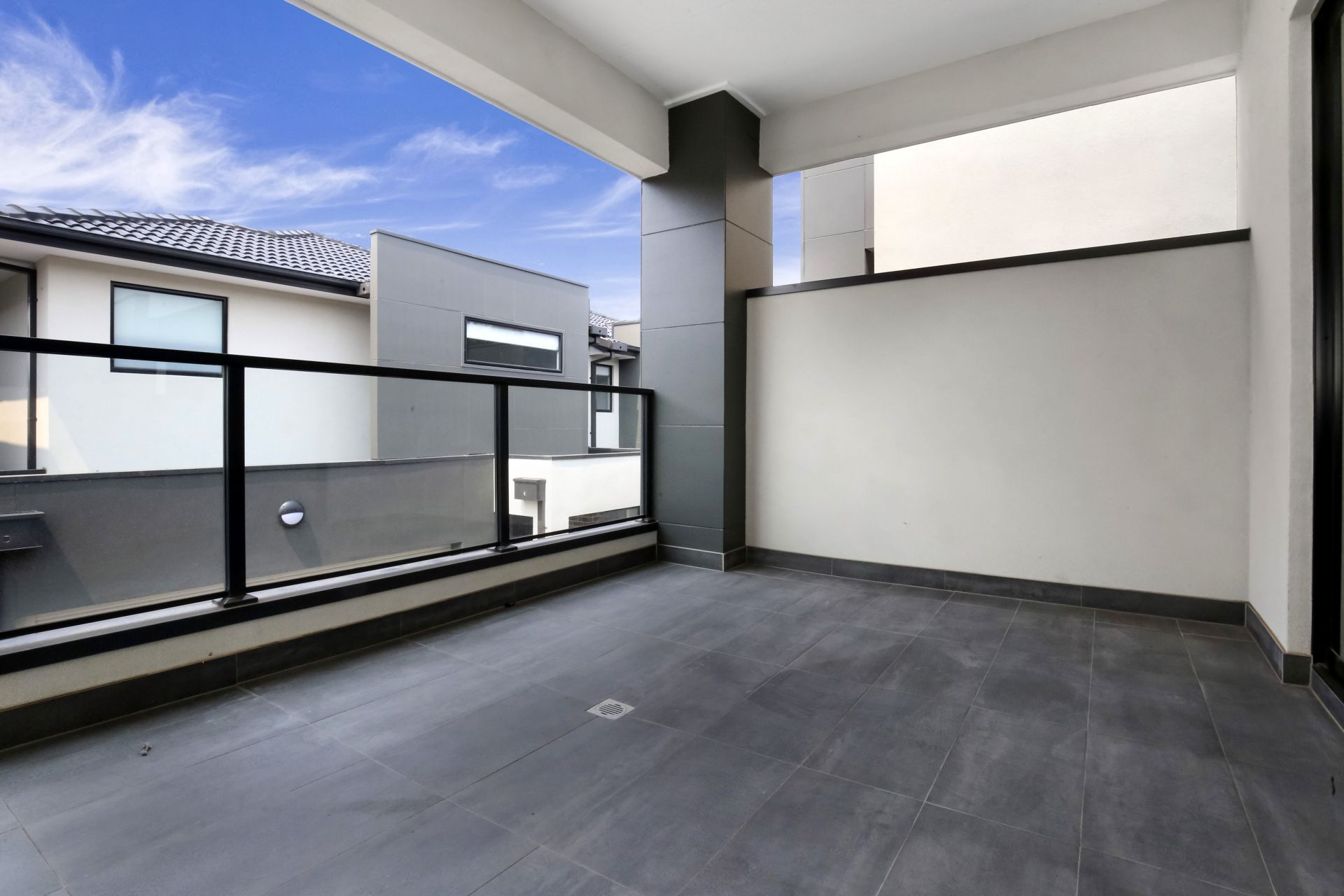 Brand new 2 bedroom townhouse in prime location!