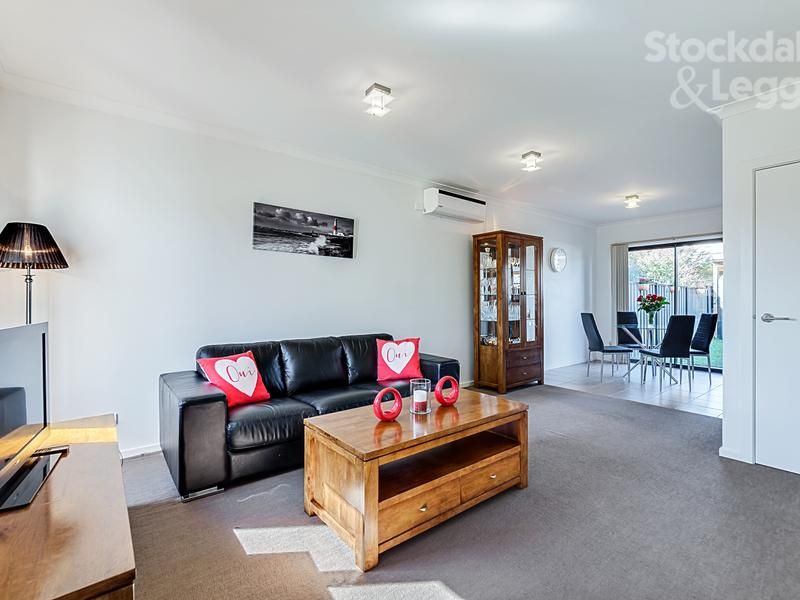 31 McCubbin Way MERNDA, Mernda - Thumbnail 4