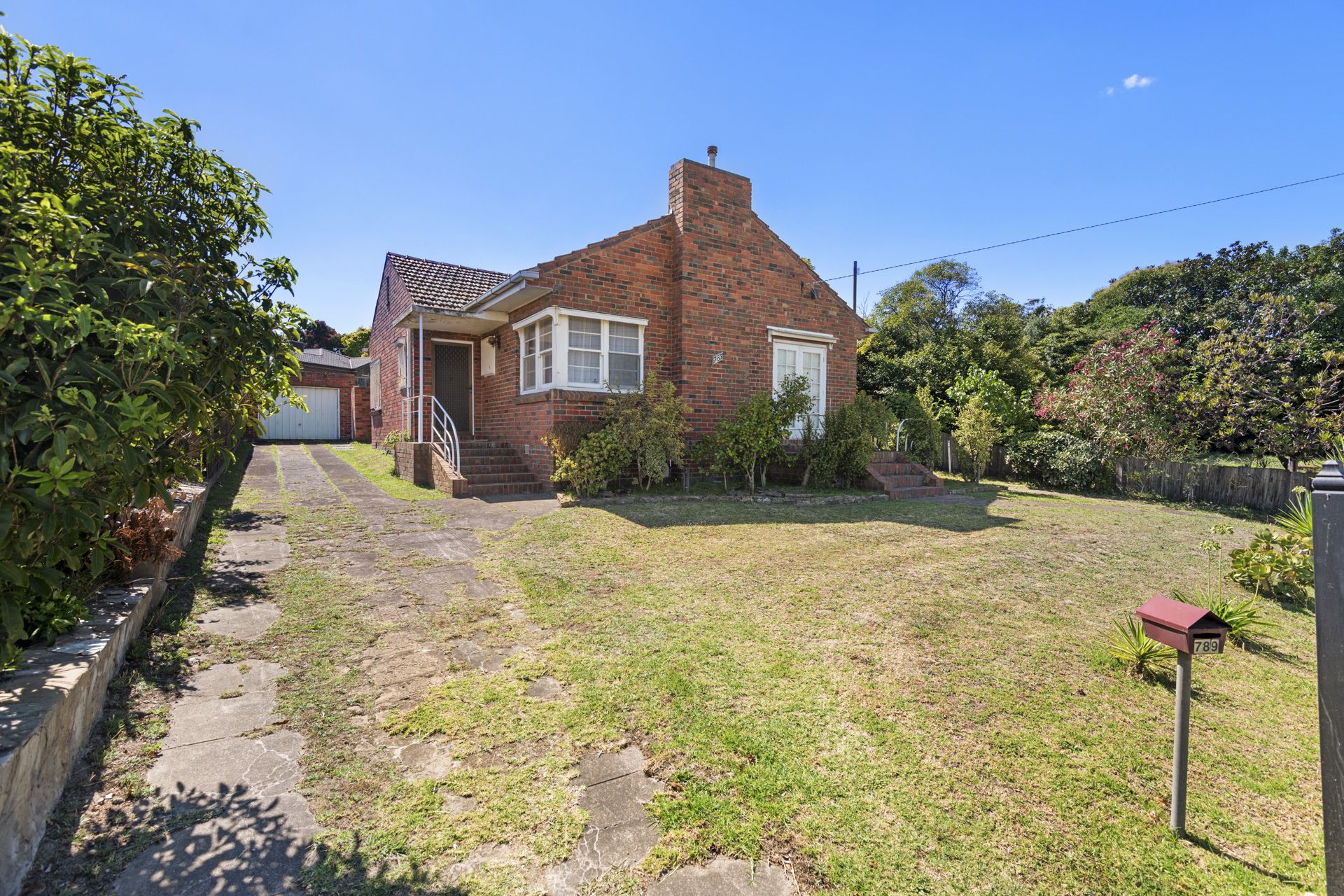 CLINKER CLASSIC - RESIDENTIAL GROWTH ZONE 1 APPROX 730m2