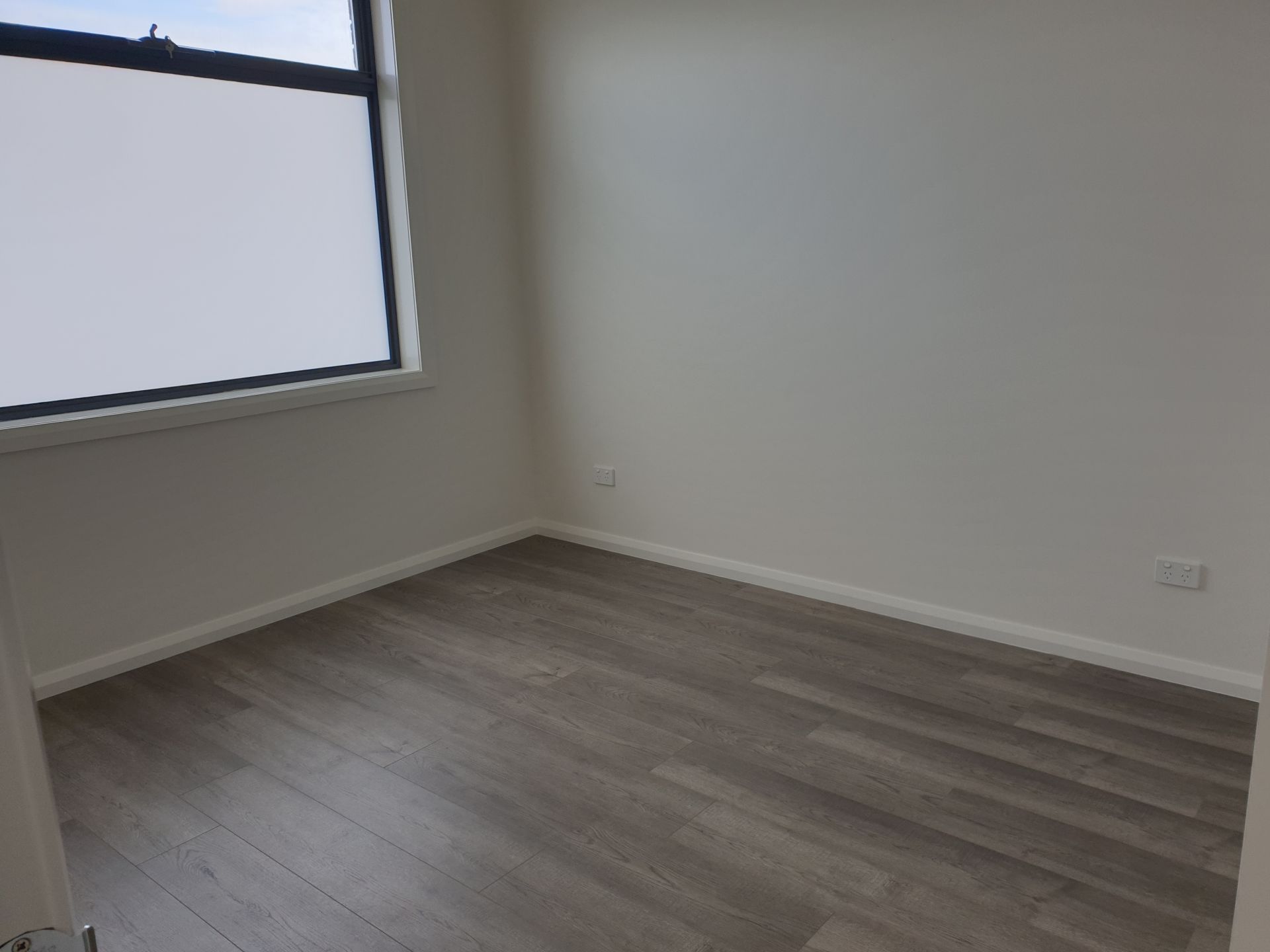 NEWLEY BUILT TOWNHOUSE