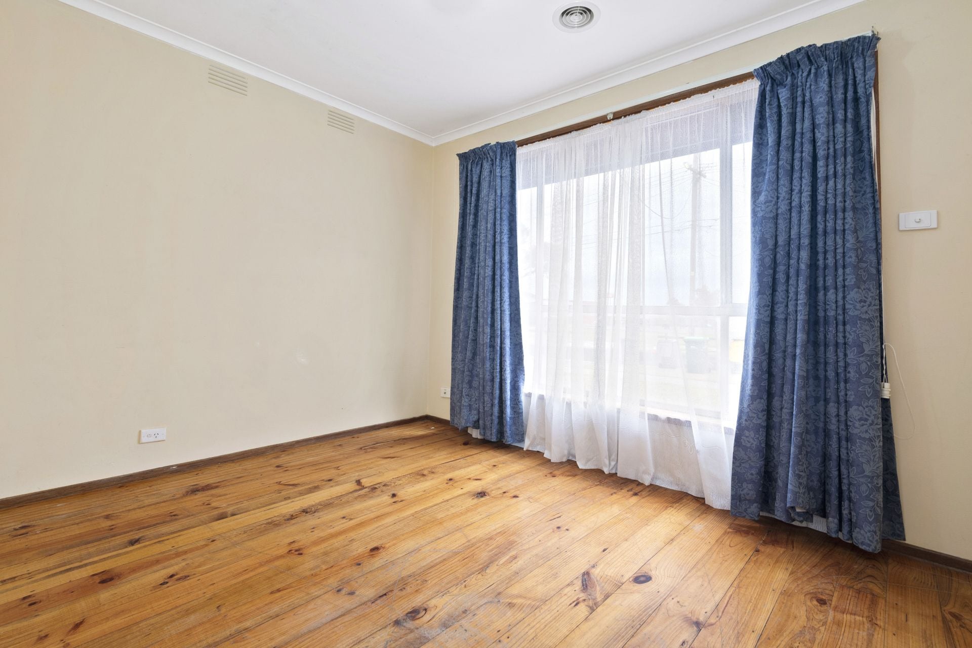 AFFORDABLE FAMILY HOME