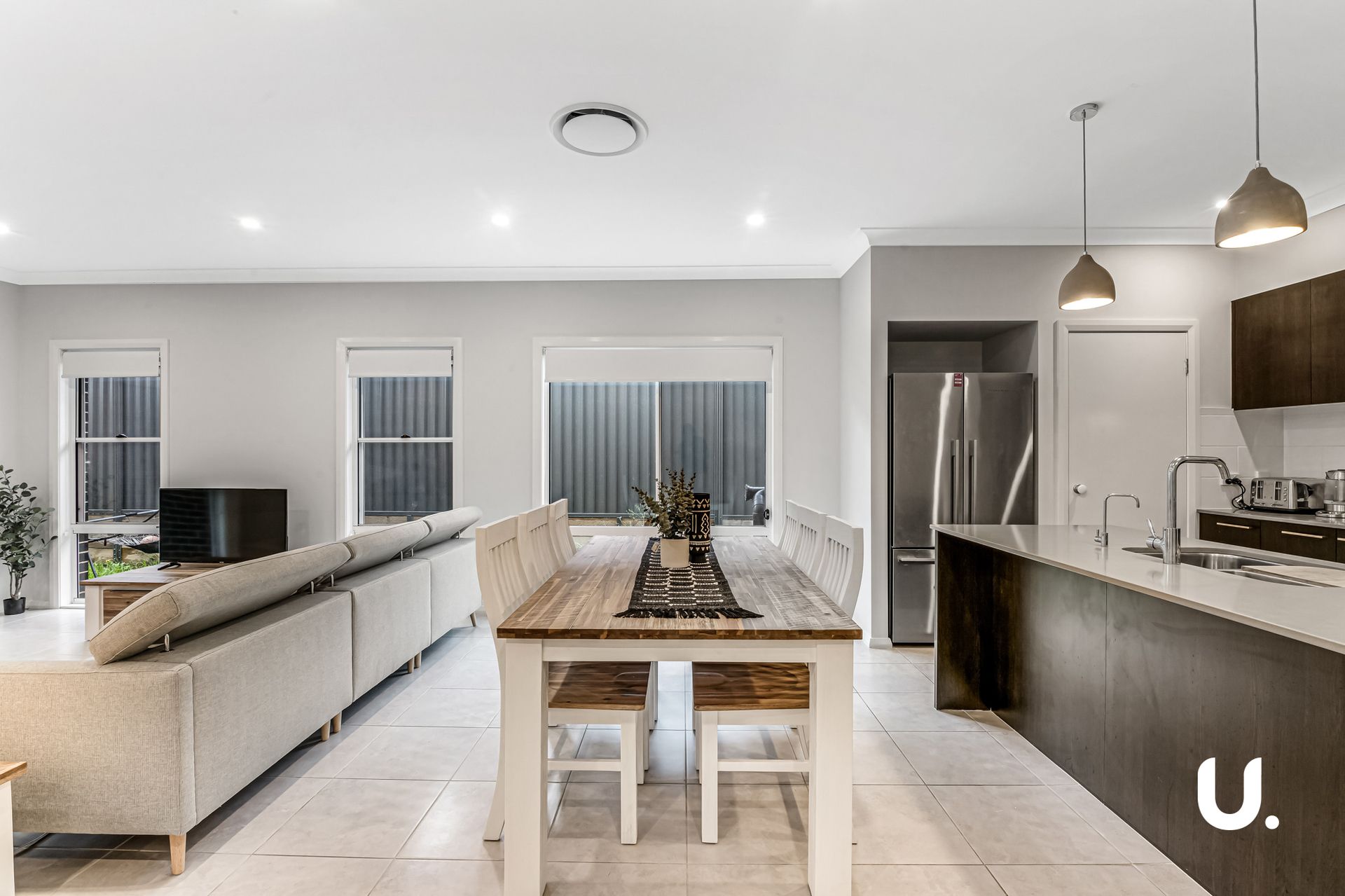 Riverstone 26 Titania Street