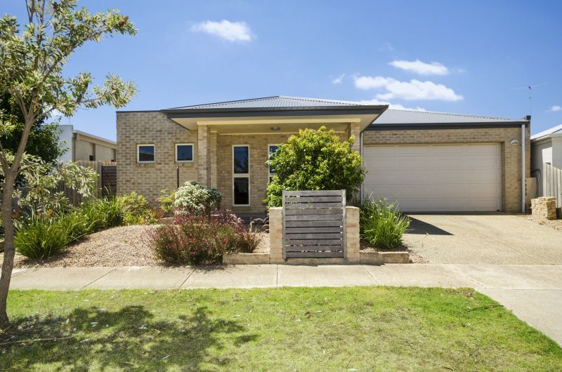 8 Greenview Rise Ocean Grove VIC, Ocean Grove - Thumbnail 2