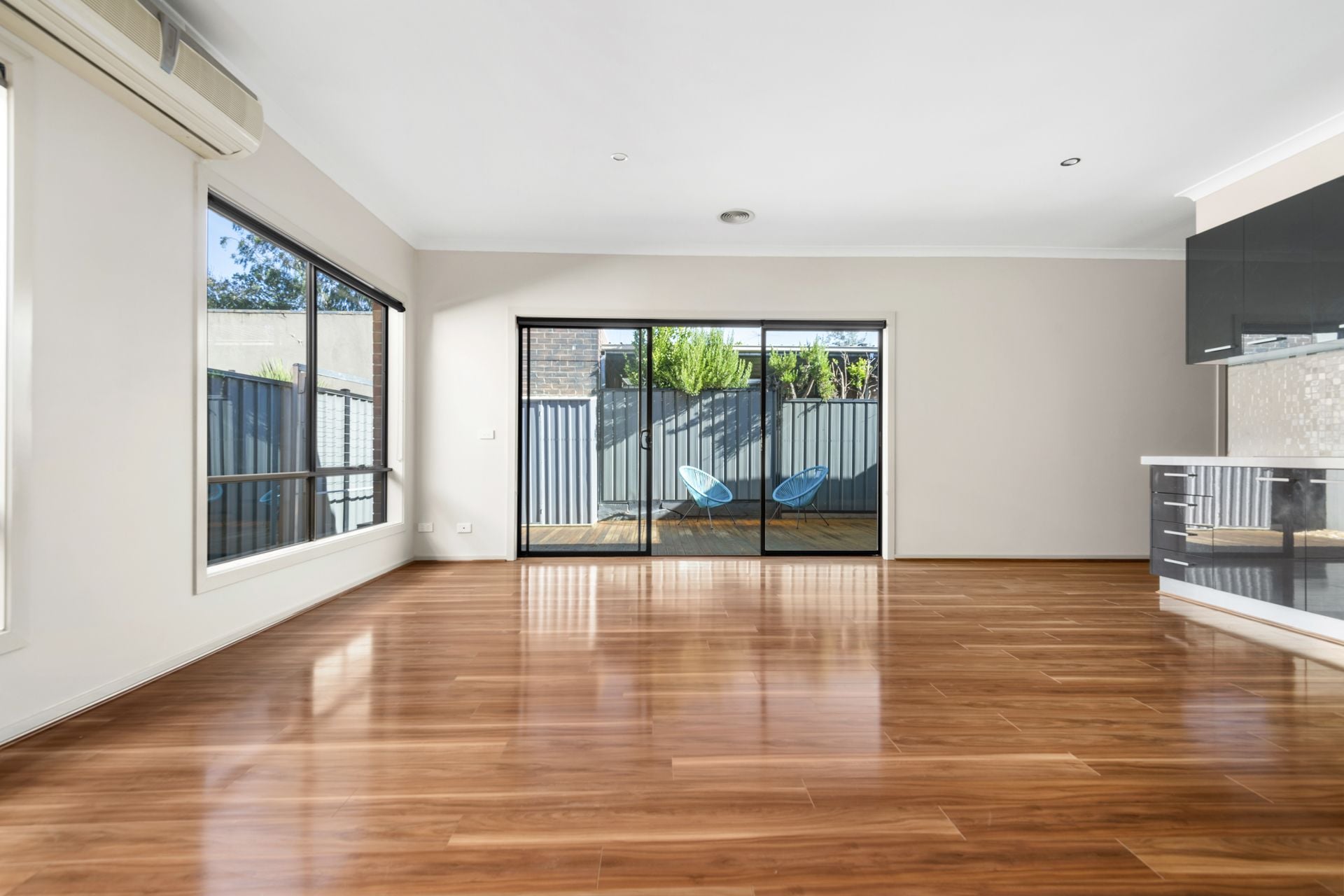 HOME STYLE UNIT