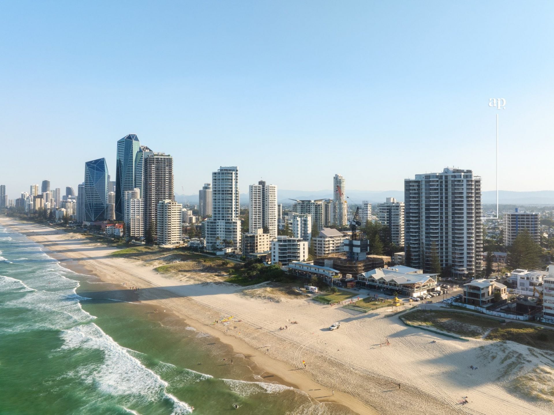 59/4 Thornton Street, Surfers Paradise - Thumbnail 3