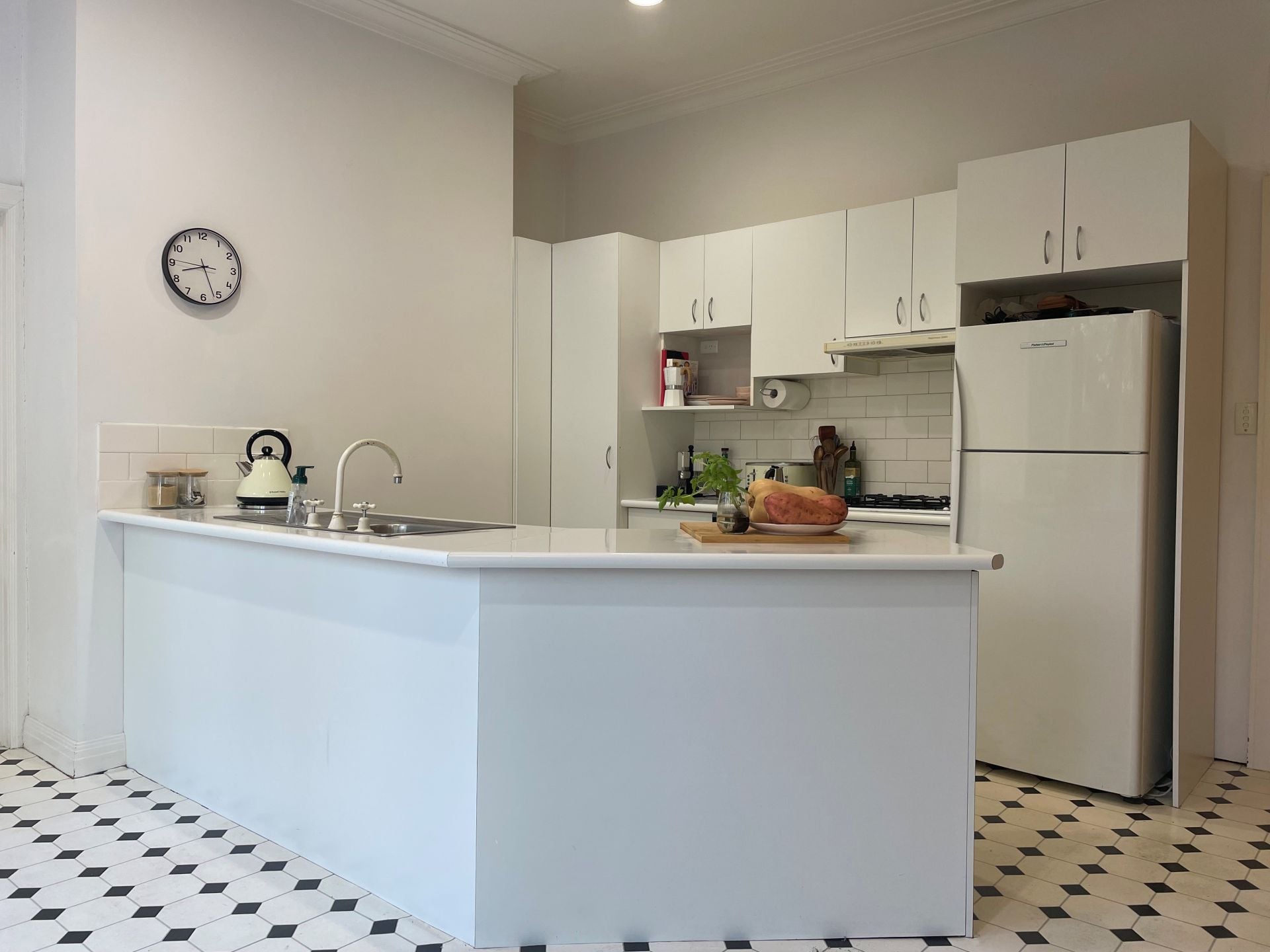 **Lovely home close to Eaglemont Village**
