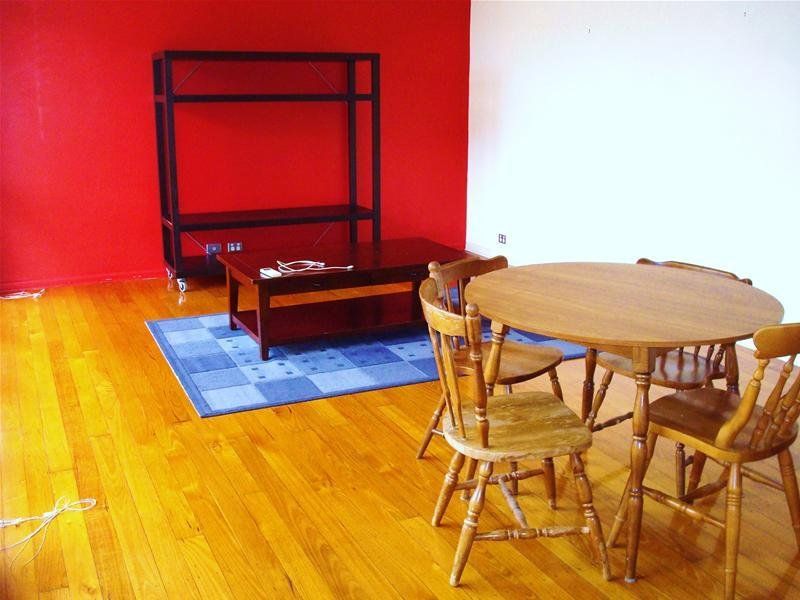 Spacious 3 Bedroom Apartment with Large Balcony!