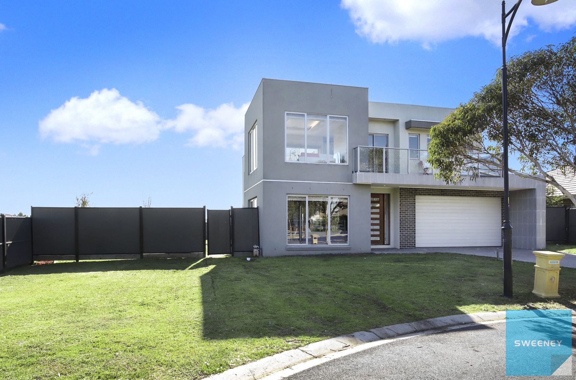 32 Woodward Way, Caroline Springs - Thumbnail 4