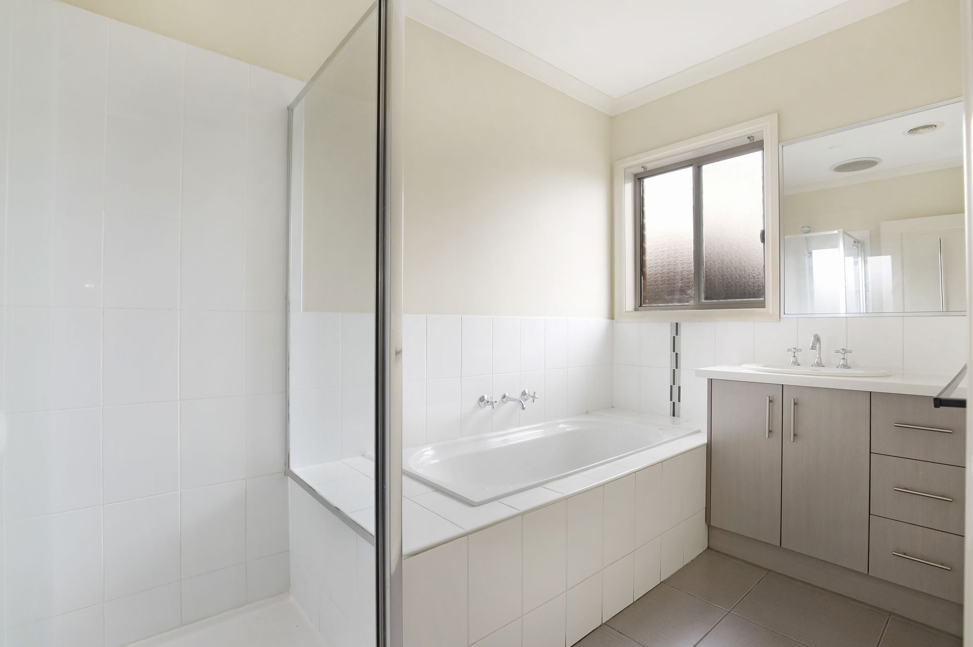 AFFORDABLE MODERN LOW MAINTENANCE LIVING !!!