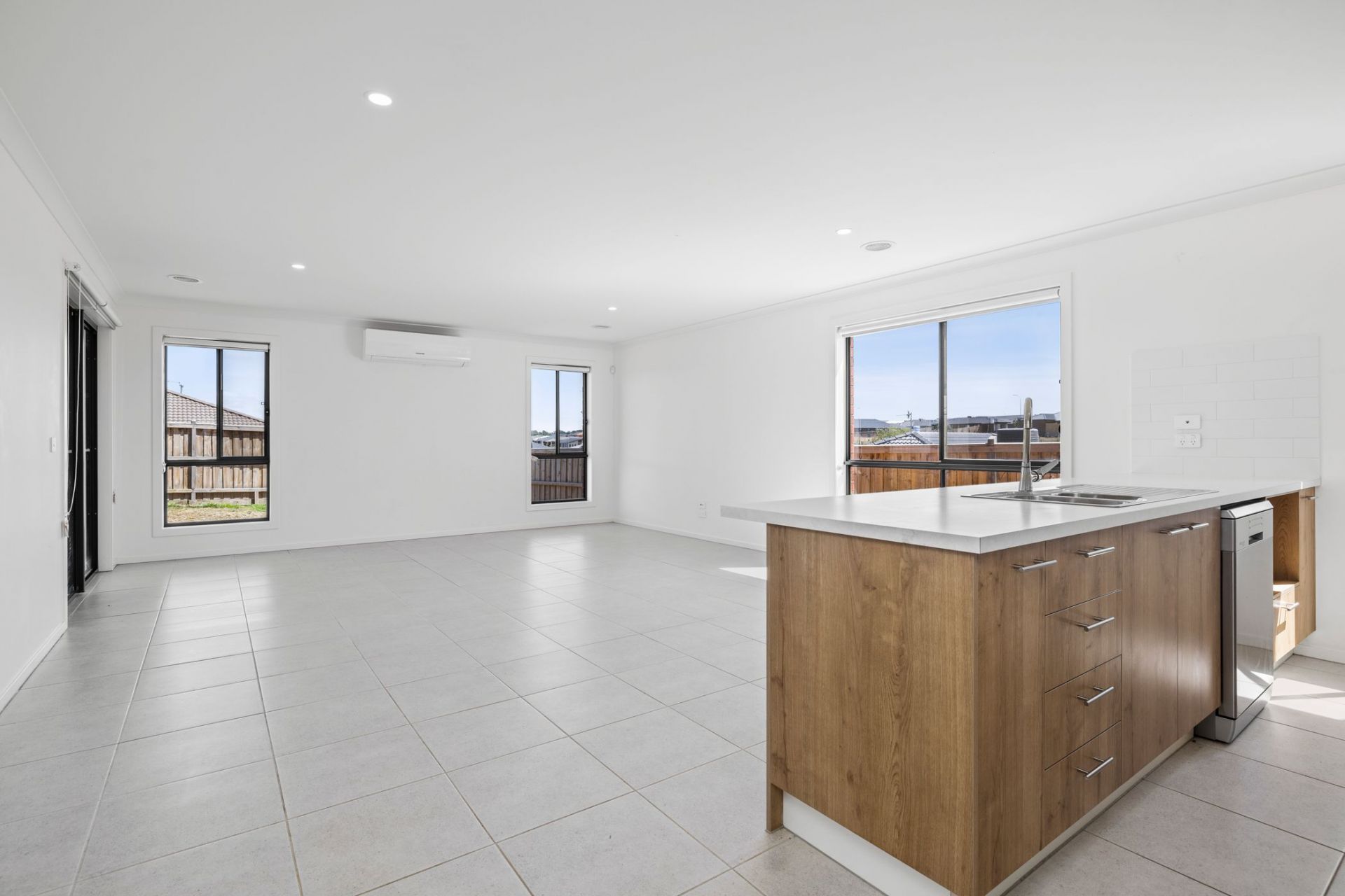 9 Meribel Street, Winter Valley, Winter Valley - Thumbnail 6