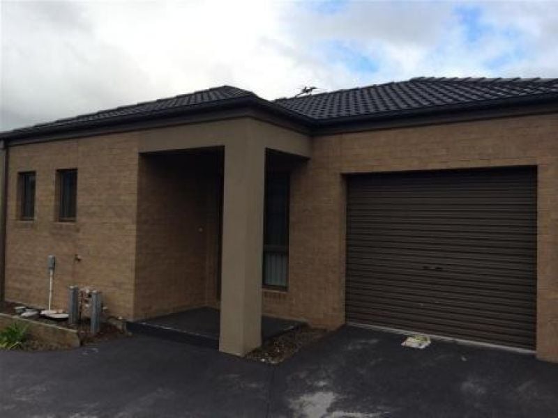 2/41-43 Pearl Drive, Craigieburn