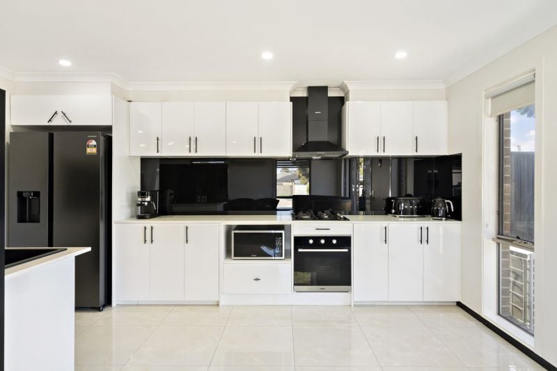 13/10 Heywood Street, Doreen