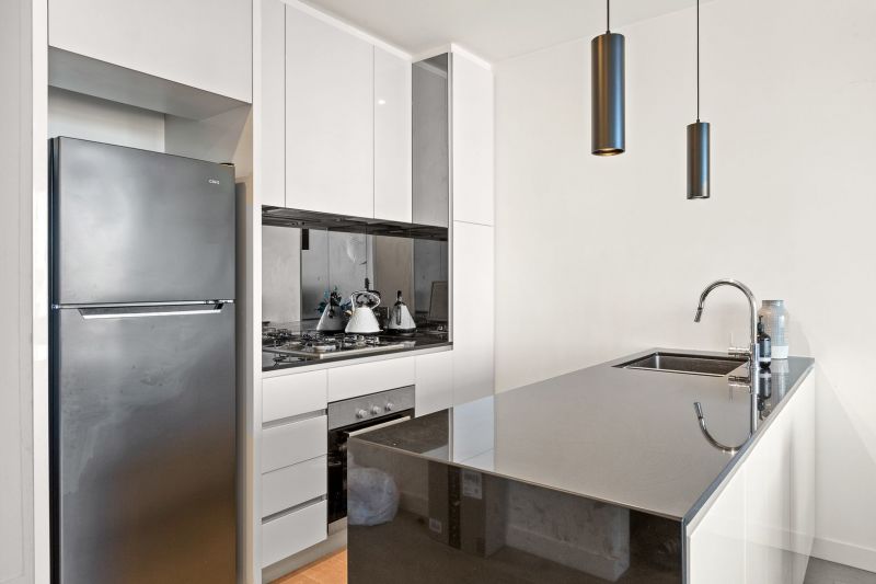 508/6 Murphy Street, South Yarra - Thumbnail 5