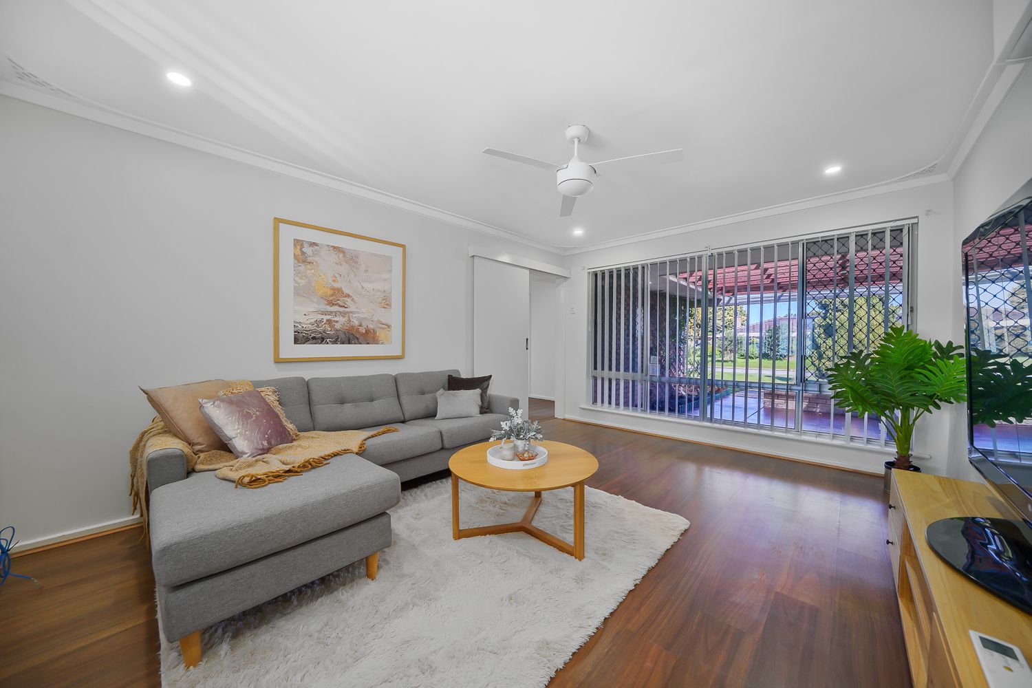 24 Graveney Way, Maddington