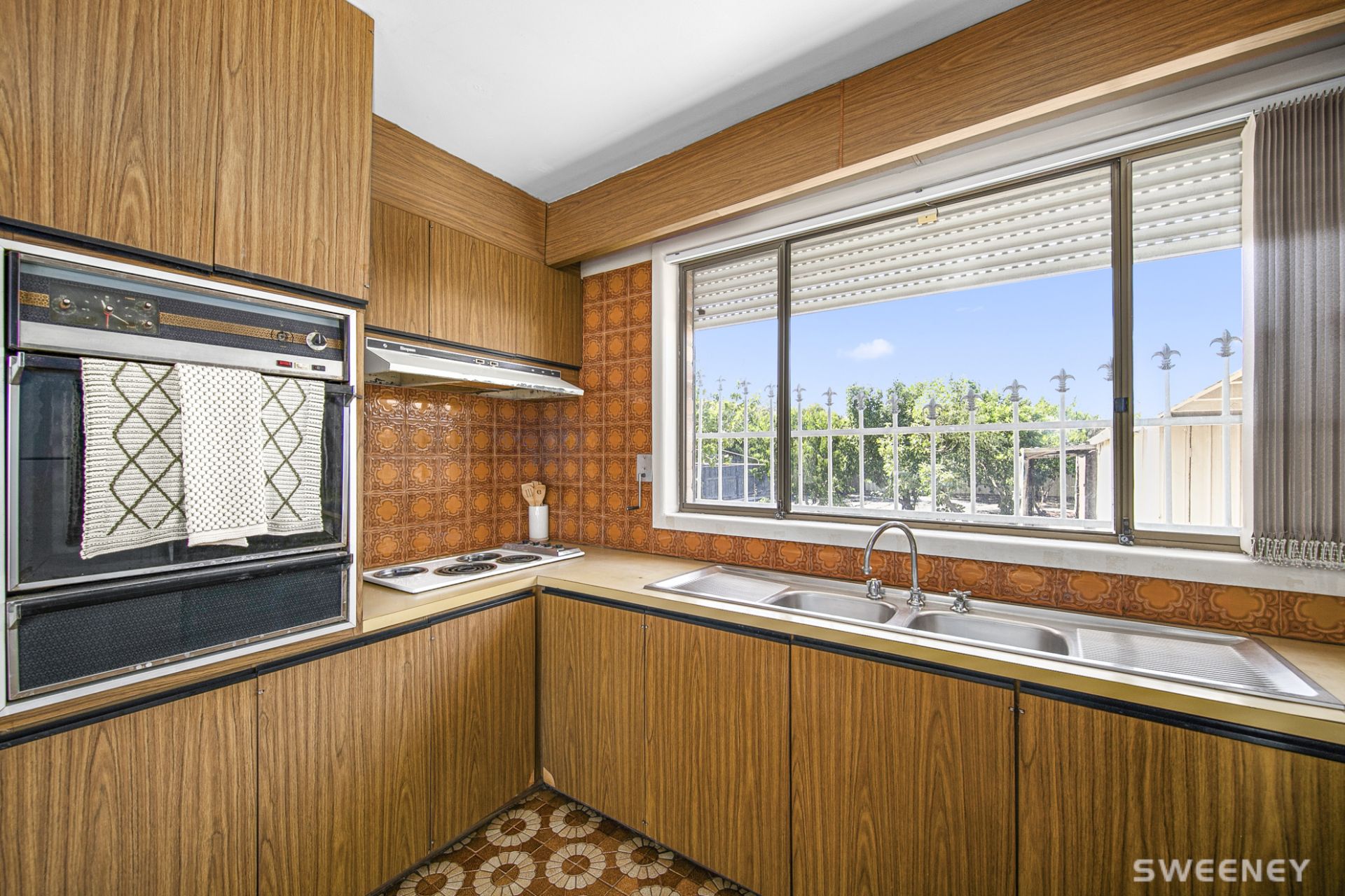 10 Cyclamen Avenue, Altona North - Thumbnail 8