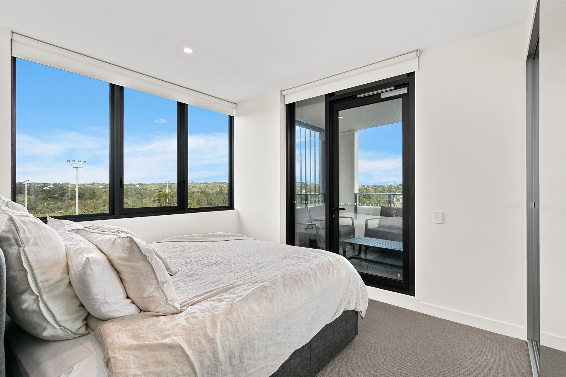 608/2 Foreshore Boulevarde Woolooware NSW, Woolooware - Thumbnail 3