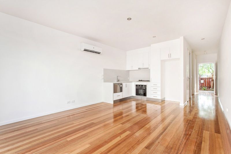 2/33 Goulburn Street, Yarraville - Thumbnail 7